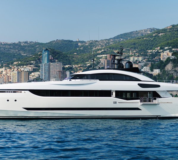 Yacht K, Palumbo Yachts CHARTERWORLD Luxury Superyacht Charters